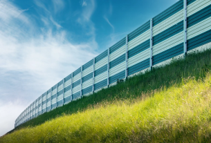 Highway Sound Barriers: Enhancing Peace and Quiet in Urban Environments
