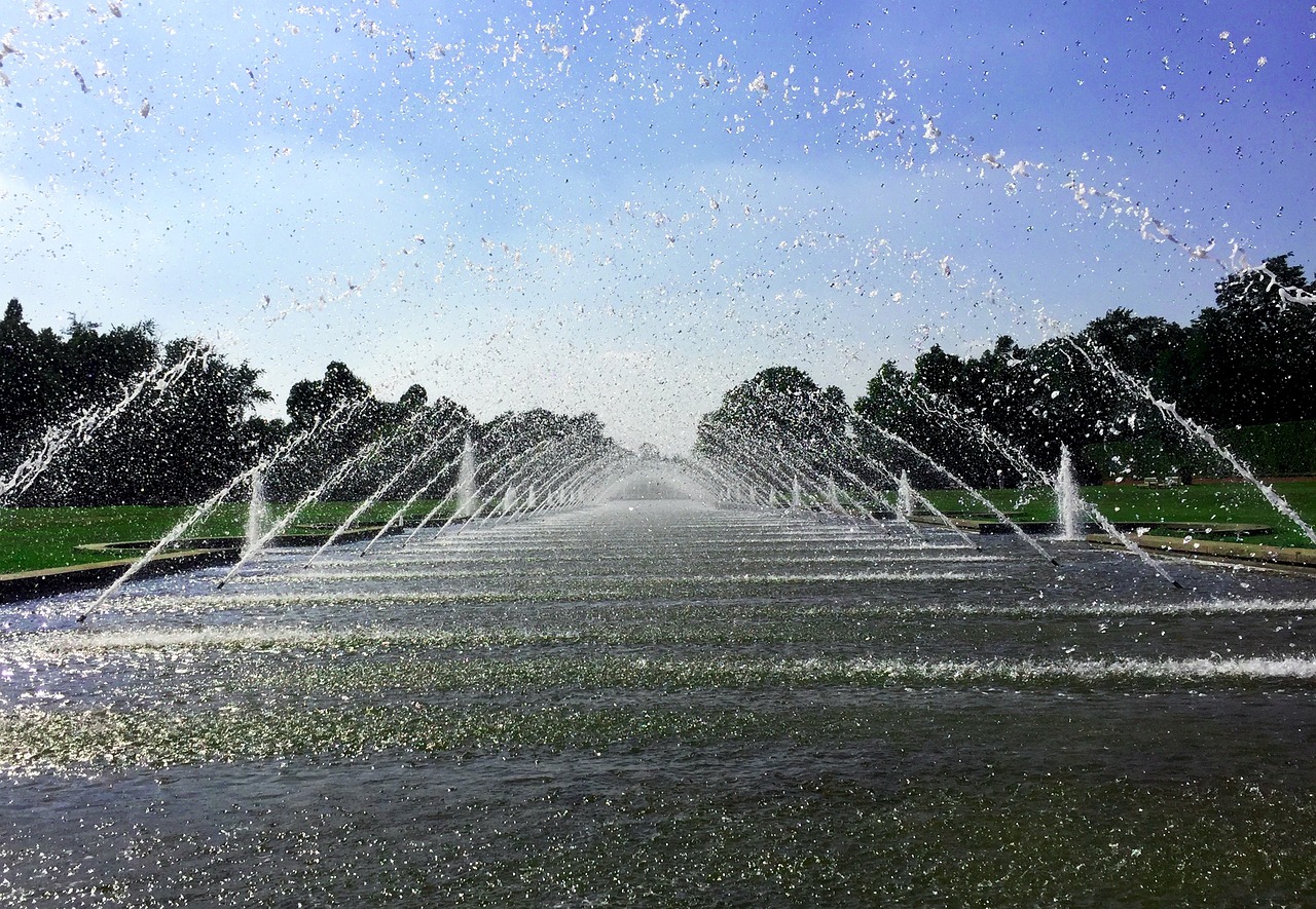 Fountain, water, water feature — Atomic Wallet: The Ideal App for Seamless Crypto Management