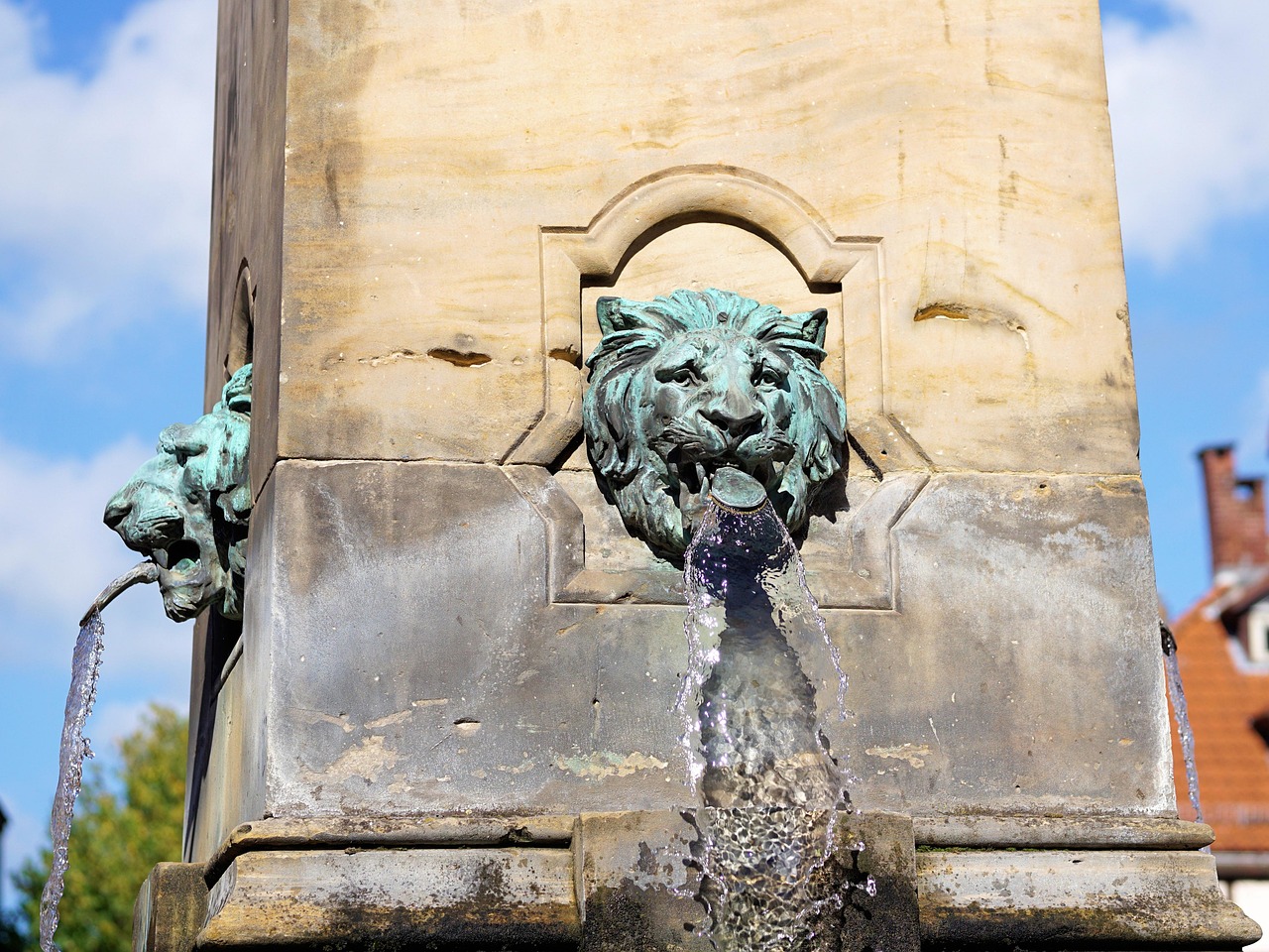 Fountain, nature, water — How Bscscan Serves as a Go-To Resource for Traders