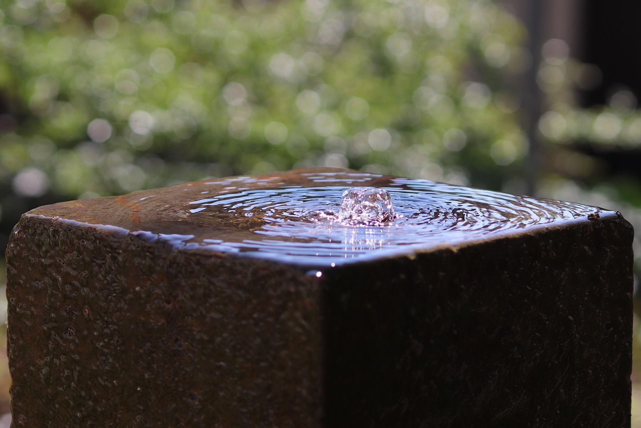Water feature, fountain, gush — Mastering Your Trading Journey with Raydium