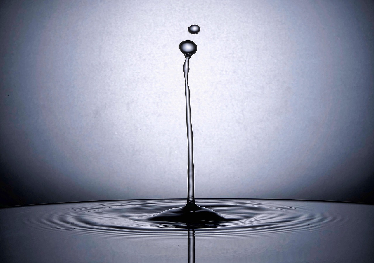 Water drop, splash, high speed — Maximize Your Crypto Experience with Raydium Exchange